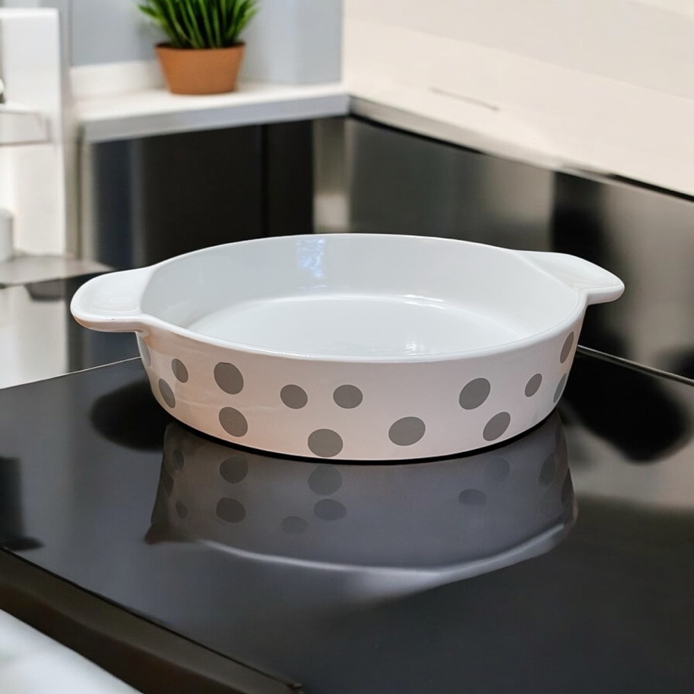 Polka Dot Ceramic Round Baking Dish - 8.5" Inside Diameter x 11" w/Handle -x2" H